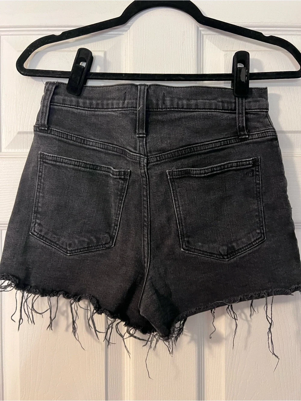 #537 Madewell High Rise Button Fly Black Frayed Hem Denim Shorts Size 26 EUC